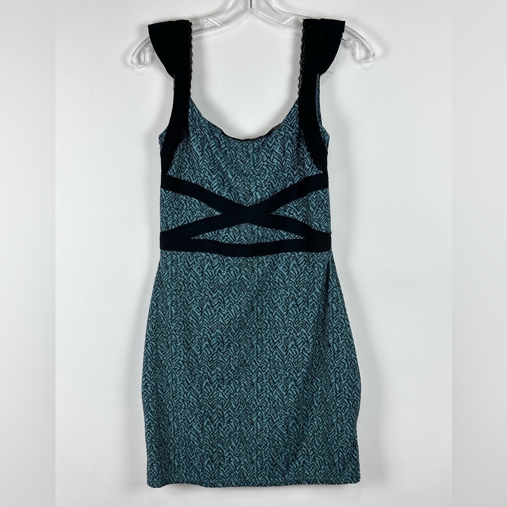 Women's Cross My Heart Sleeveless Cut-Out Back Mini Dress